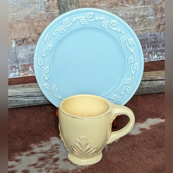 Vintage Country Gate Dessert Plate and Mug Bundle - Picture 1 of 8